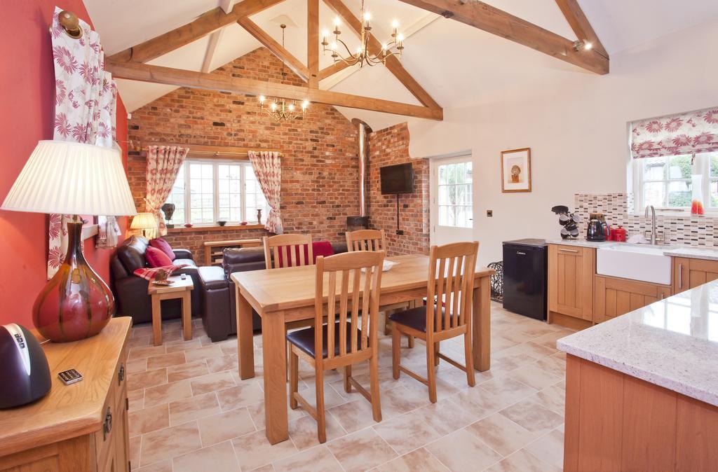 Holtby Grange Cottages 요크 외부 사진